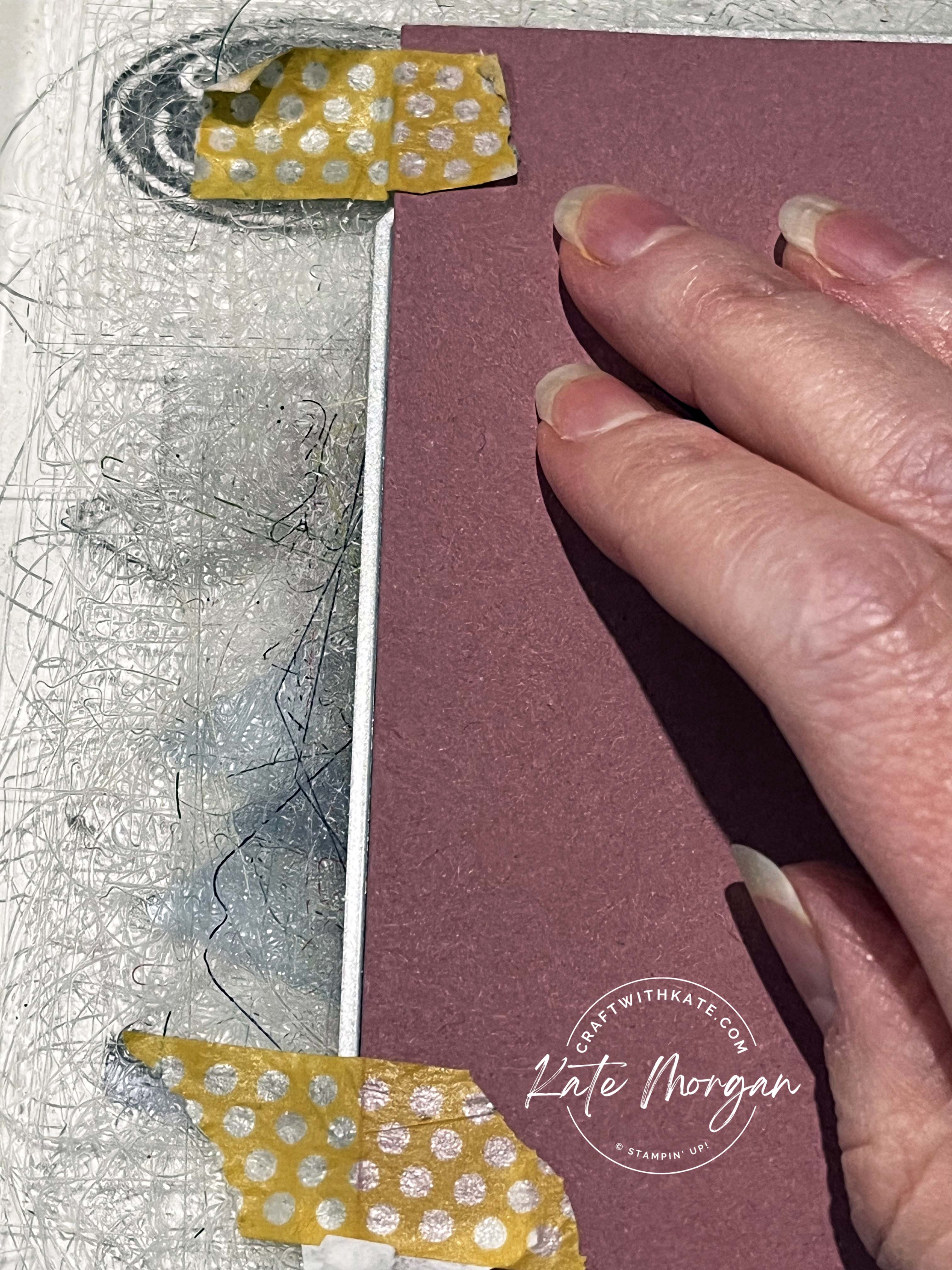 Cheerful Daisies Easel Card by Kate Morgan, Stmpin Up Australia 2023 cutting tip