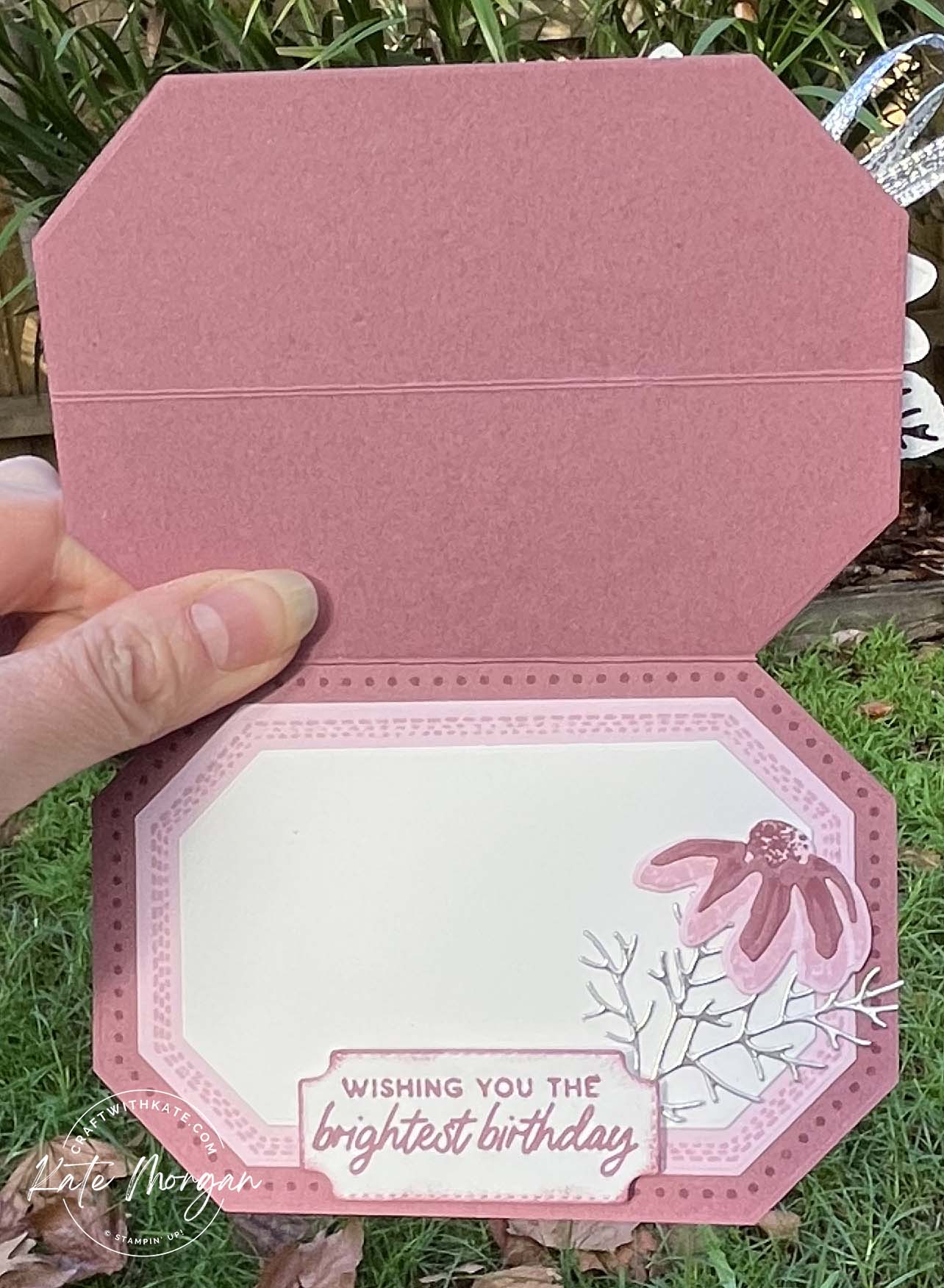 Cheerful Daisies Easel Card by Kate Morgan, Stmpin Up Australia 2023 inside